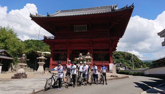 初の県独自開催 地元のサイクリング協会のメンバーも縦走に参加