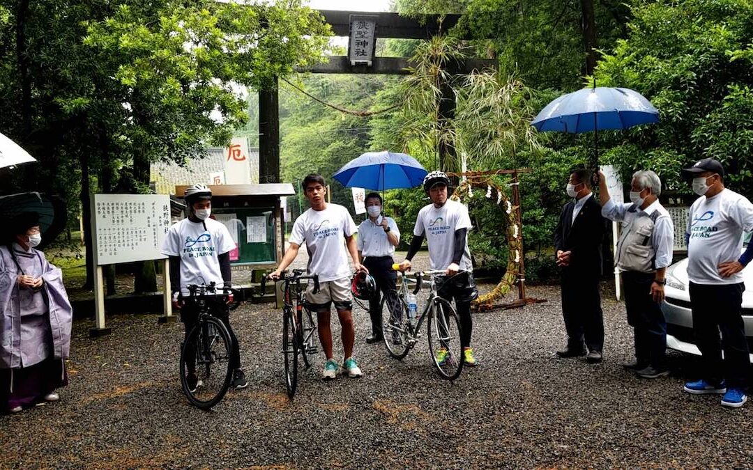 神武天皇ゆかりの地で安全祈願（宮崎）